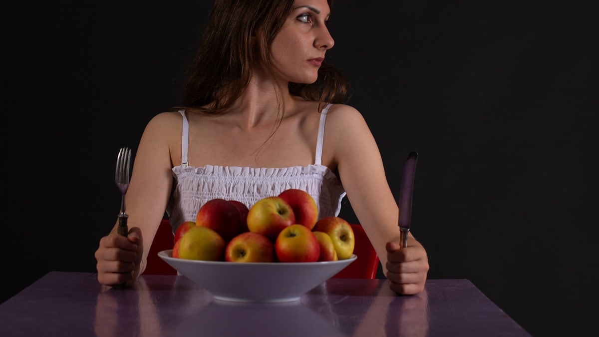 an apple a day keeps the doctor away - and more apple .....